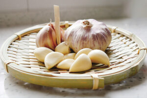 The Latest Proof that Garlic Improves Cholesterol